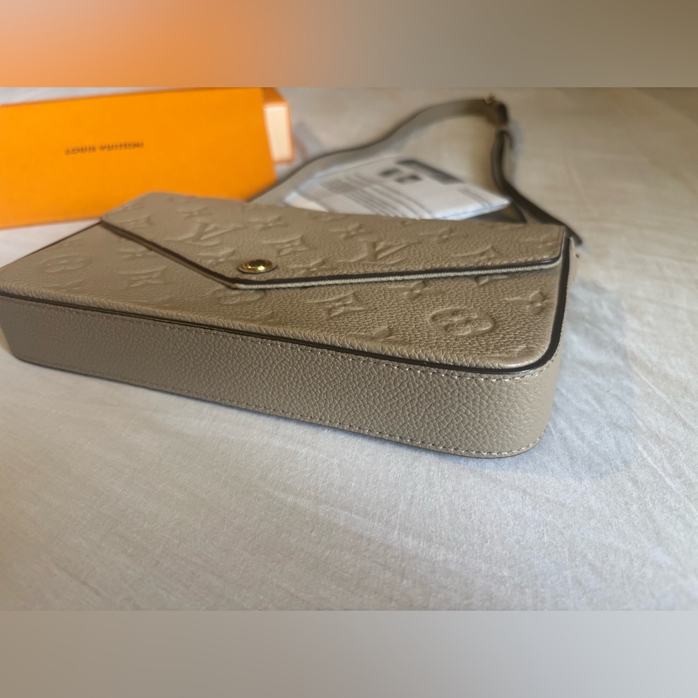 Louis Vuitton Pochette Félicie Turtledove - Picture 4 of 15